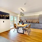 Pitzplus Lägenhetshotell 3*