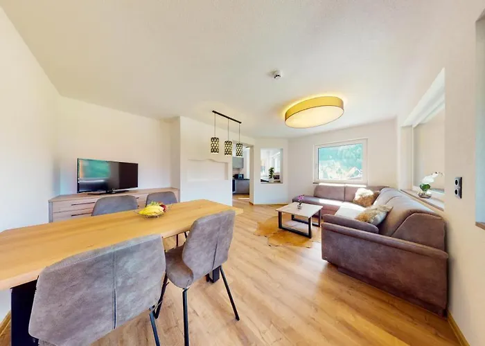 公寓式酒店 Pitzplus 皮茨河谷圣莱昂哈德