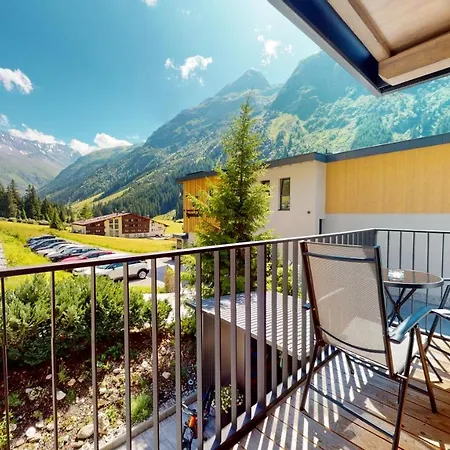 Pitzplus Aparthotel *